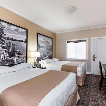 Motel Super 8 By Wyndham Watrous Exterior foto
