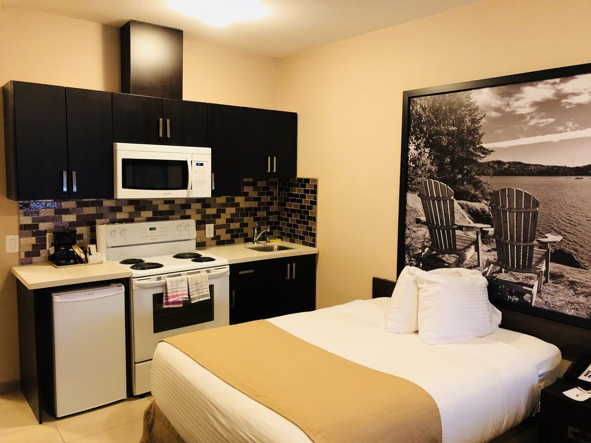 Motel Super 8 By Wyndham Watrous Exterior foto